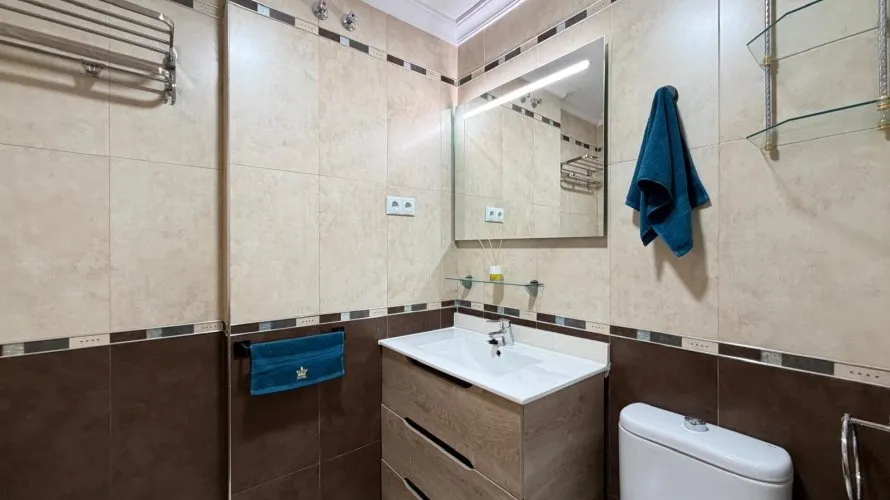 Apartamento de 3 dormitorios en Torrevieja, España No. 187 № 4