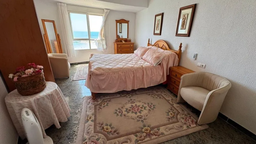Apartamento de 3 dormitorios en Torrevieja, España No. 157 № 9
