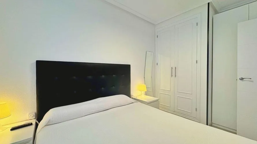 Apartamento de 1 dormitorio en Torrevieja, Spain No. 199 № 21