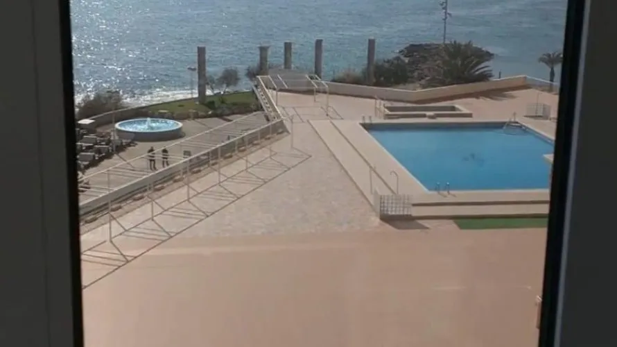 Apartamento de 4 dormitorios en Torrevieja, España No. 61 № 14