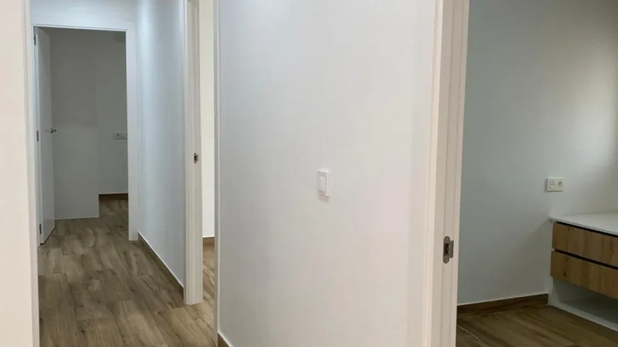 Apartamento de 3 dormitorios en Torrevieja, España No. 67 № 18
