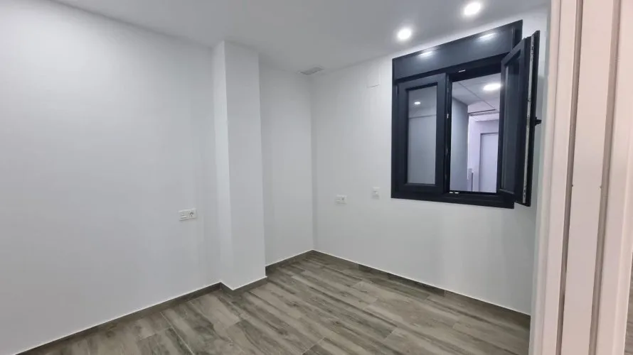 Apartamento de 3 dormitorios en Torrevieja, España No. 59 № 15