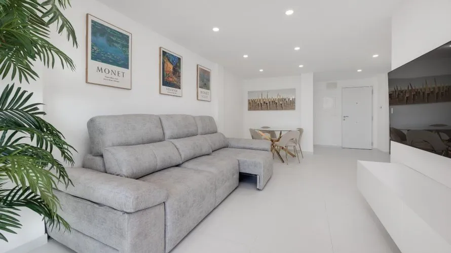 Apartamento de 3 dormitorios en Torrevieja, España No. 166 № 4