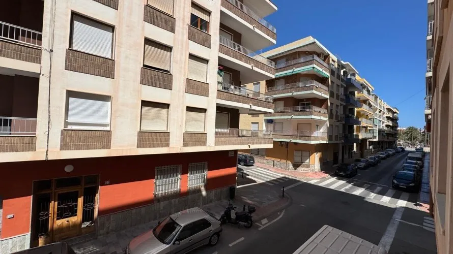 Apartamento de 3 dormitorios en Torrevieja, Spain No. 69 № 22