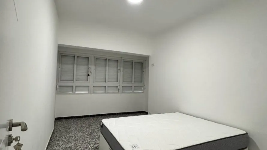 Apartamento de 3 dormitorios en Torrevieja, Spain No. 76 № 4