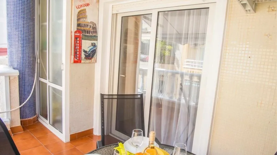 Apartamento de 1 dormitorio en Torrevieja, Spain No. 170 № 8