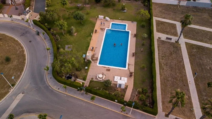 Apartamento de 6 dormitorios en Torrevieja, España No. 165 № 1