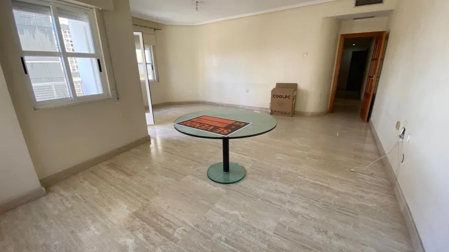 Apartamento de 1 dormitorio en Torrevieja, Spain No. 142 № 2