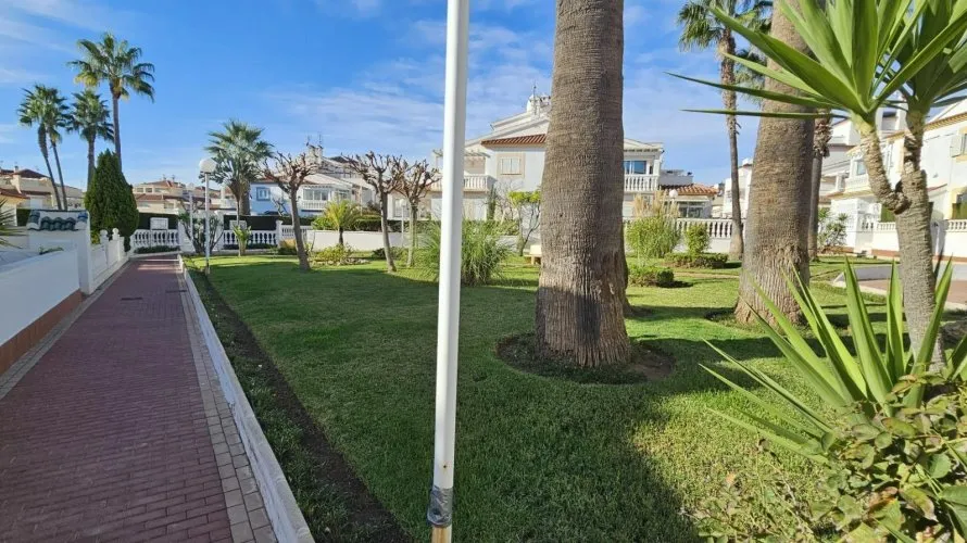 Ático de 4 dormitorios en Torrevieja, España No. 140 № 16