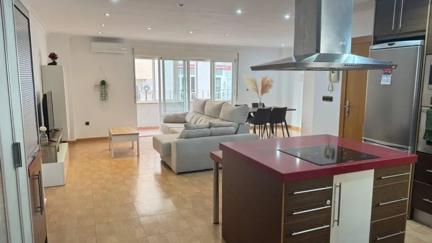 Apartamento de 3 dormitorios en Torrevieja, España No. 291