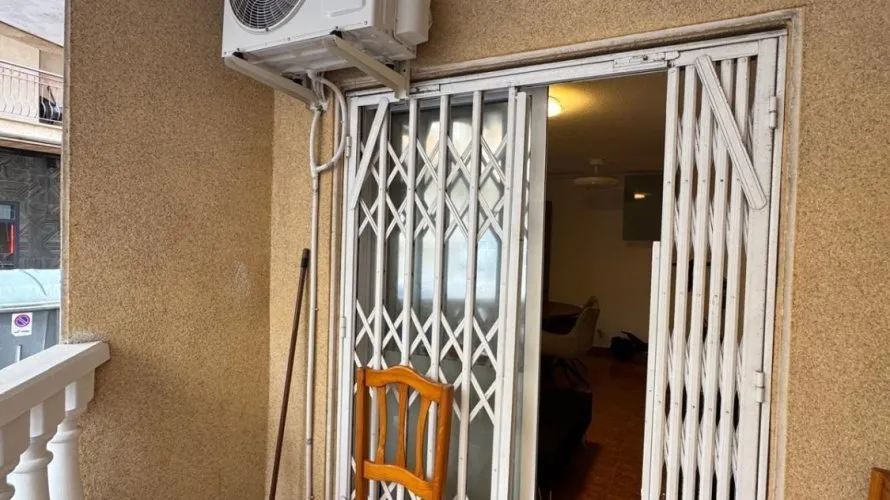 Apartamento de 3 dormitorios en Torrevieja, España No. 315 № 11