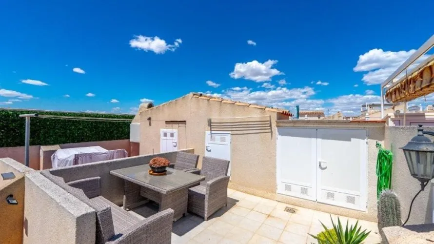 Сasa de 2 dormitorios en Torrevieja, Spain No. 282 № 23