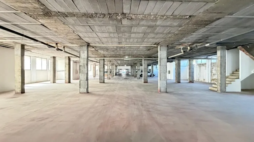 Propiedad comercial de 2800m² en Torrevieja, España No. 313 № 27