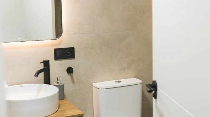 Apartamento de 2 dormitorios en Torrevieja, España No. 306 № 8