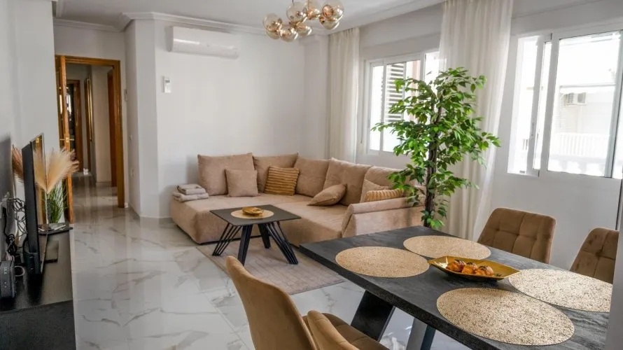 Apartamento de 3 dormitorios en Torrevieja, España No. 299 № 28