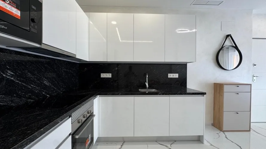 Apartamento de 2 dormitorios en Torrevieja, España No. 316 № 10