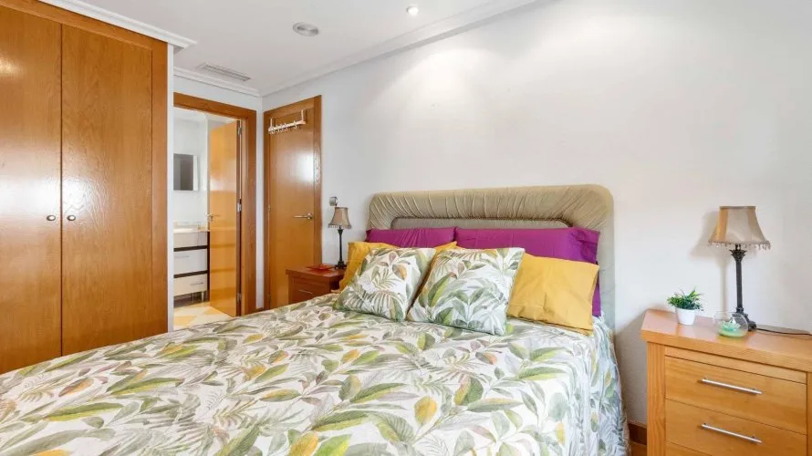 Ático de 3 dormitorios en Torrevieja, España No. 284 № 3