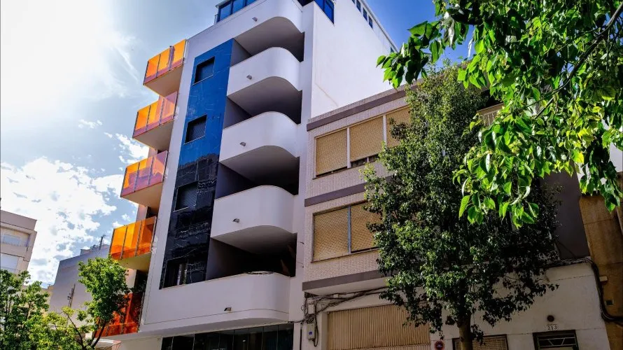 Ático de 4 dormitorios en Torrevieja, España No. 296 № 1