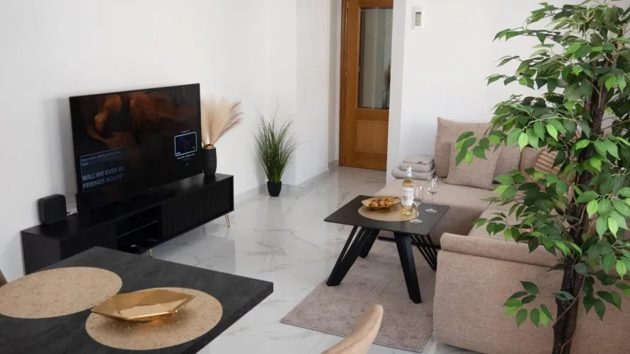 Apartamento de 3 dormitorios en Torrevieja, España No. 299 № 26