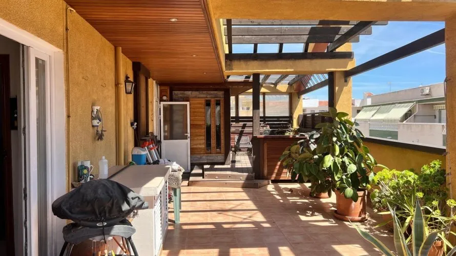 Apartamento de 149m² en Torrevieja, España No. 311 № 20
