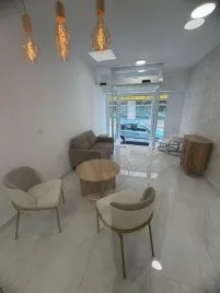 Propiedad comercial de 87.85m² en Torrevieja, España No. 325