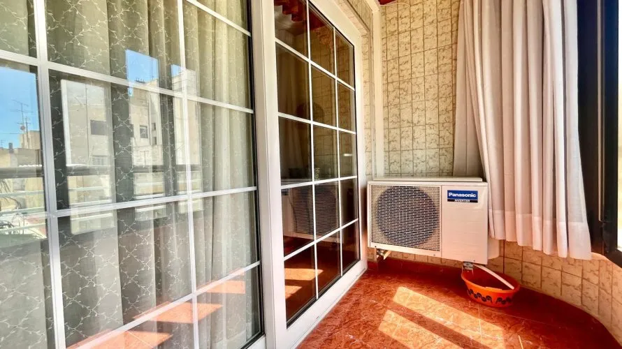 Apartamento de 3 dormitorios en Torrevieja, España No. 328 № 26