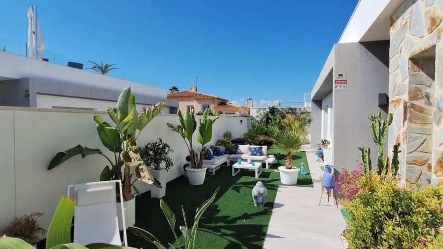 Villa de 106m² en Torrevieja, España No. 286 № 9