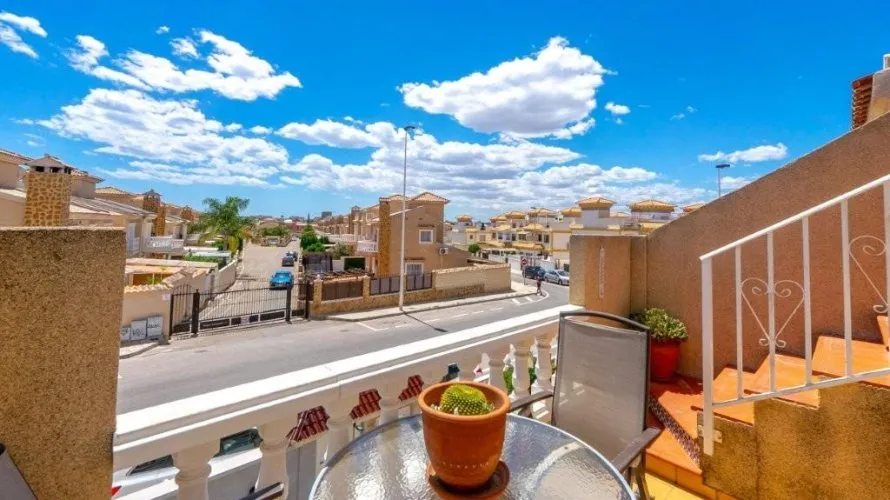 Сasa de 2 dormitorios en Torrevieja, Spain No. 282 № 18