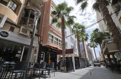 Apartamento de 3 dormitorios en Torrevieja, España No. 317