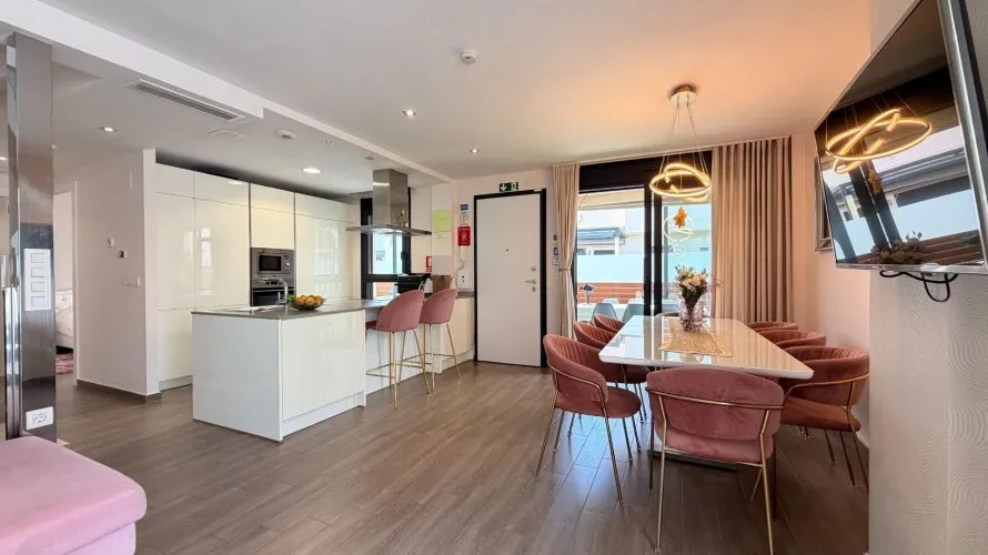 Villa de 5 dormitorios en Torrevieja, España No. 281 № 13