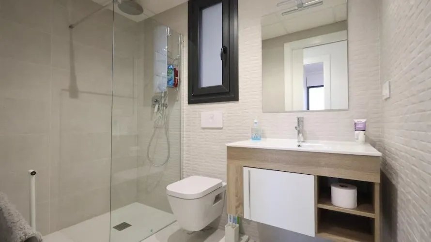 Apartamento de 2 dormitorios en Torrevieja, Spain No. 292 № 19