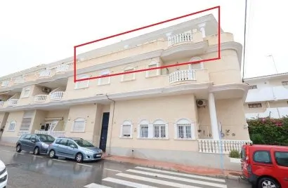 Ático de 3 dormitorios en Torrevieja, España No. 305