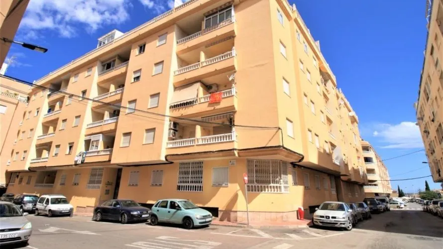 Apartamento de 1 dormitorio en Torrevieja, España No. 440 № 11