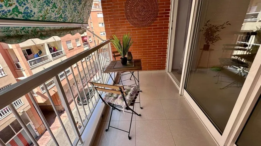 Apartamento de 2 dormitorios en Torrevieja, España No. 362 № 26