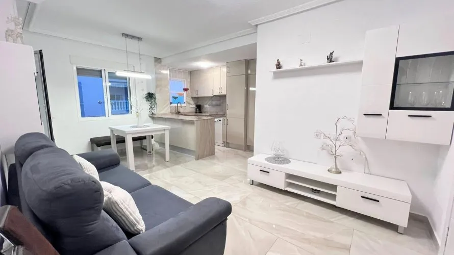 Apartamento de 60m² en Torrevieja, España No. 416 № 5