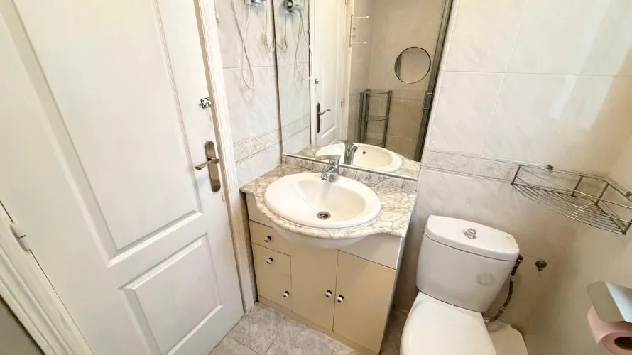 Apartamento de 1 dormitorio en Torrevieja, España No. 408 № 16