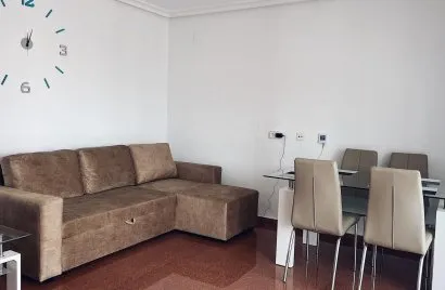 Apartamento de 2 dormitorios en Torrevieja, España No. 407