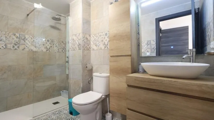 Apartamento de 3 dormitorios en Torrevieja, España No. 357 № 2