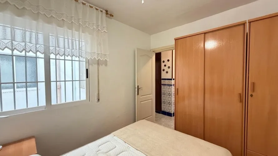 Apartamento de 1 dormitorio en Torrevieja, España No. 408 № 8