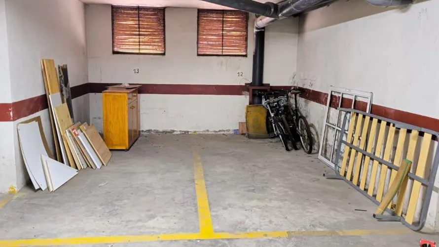 Estacionamiento de en Torrevieja, España No. 447