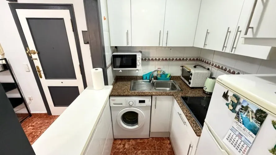 Apartamento de 1 dormitorio en Torrevieja, España No. 434 № 17