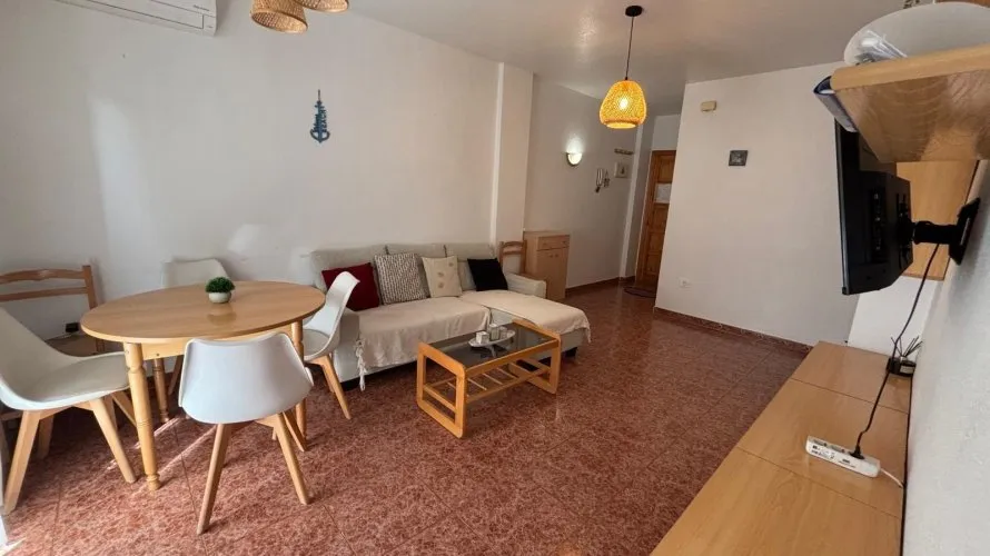 Apartamento de 78m² en Torrevieja, España No. 455 № 10