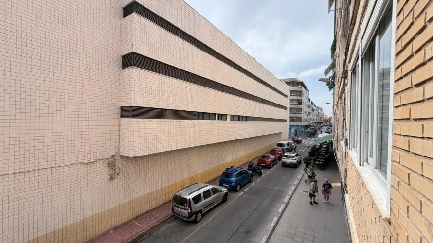 Apartamento de 3 dormitorios en Torrevieja, España No. 529 № 22