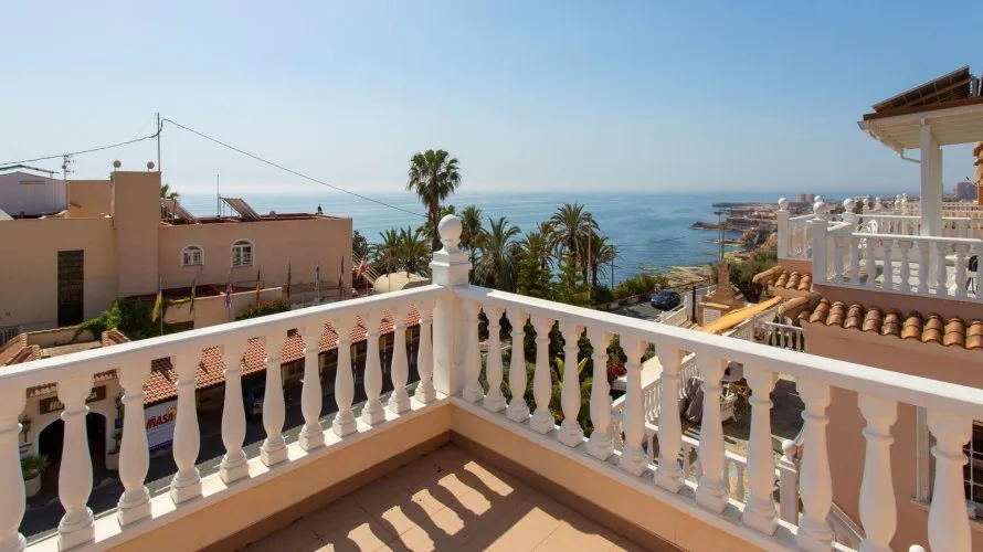 Villa de 180m² en Torrevieja, España No. 343 № 25