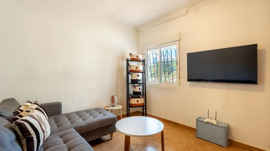 Apartamento de 60m² en Torrevieja, España No. 520 № 1