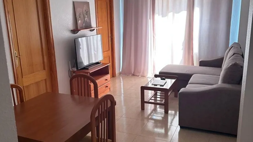 Apartamento de 2 dormitorios en Torrevieja, España No. 525 № 17