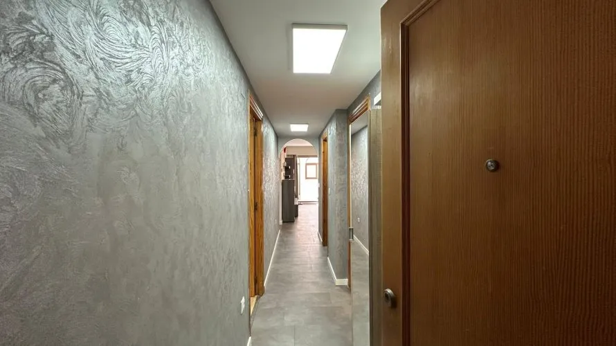 Apartamento de 3 dormitorios en Torrevieja, España No. 443 № 24