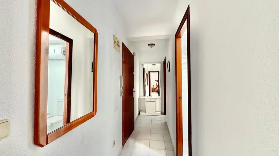 Ático de 1 dormitorio en Torrevieja, España No. 449 № 3