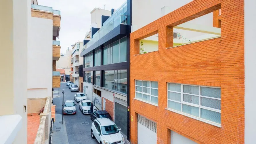 Apartamento de 1 dormitorio en Torrevieja, España No. 424 № 3