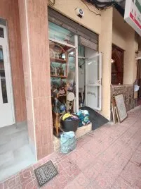 Propiedad comercial de 30m² en Torrevieja, España No. 409